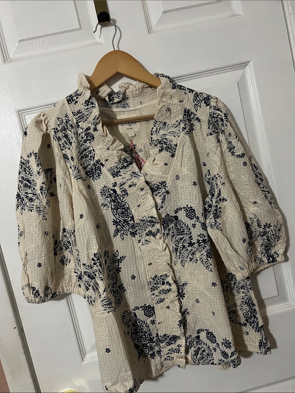 NWT Umgee Blouse Large Navy Dsesign - Picture 4 of 16